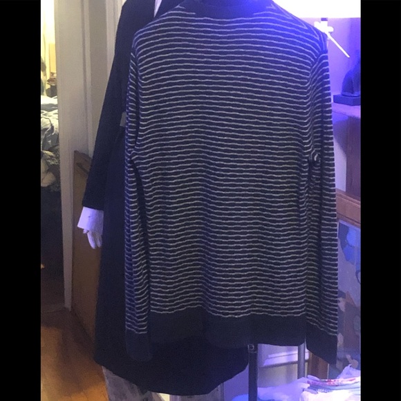 Theory Sweater, large - Picture 2 of 9